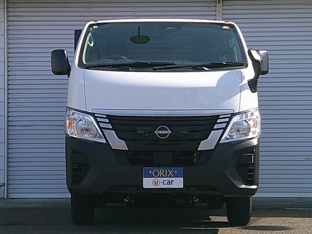 CARAVAN van 4WD