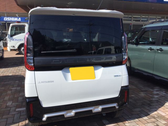 DELICA MINI