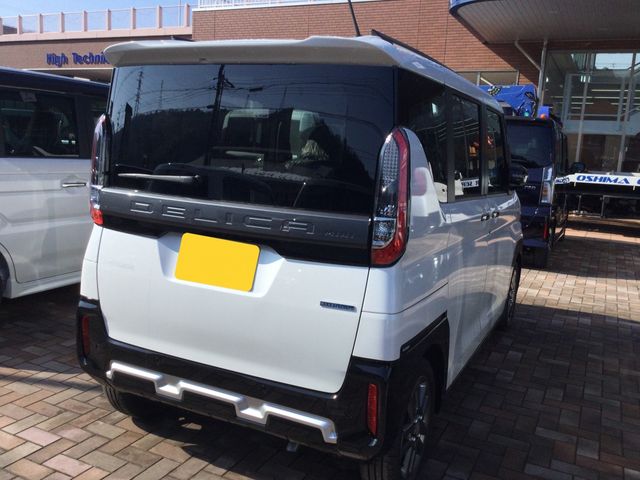 DELICA MINI