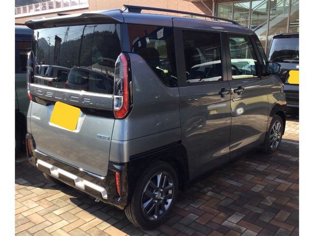 DELICA MINI