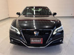CROWN sedan hybrid