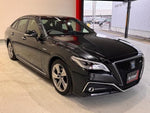 CROWN sedan hybrid