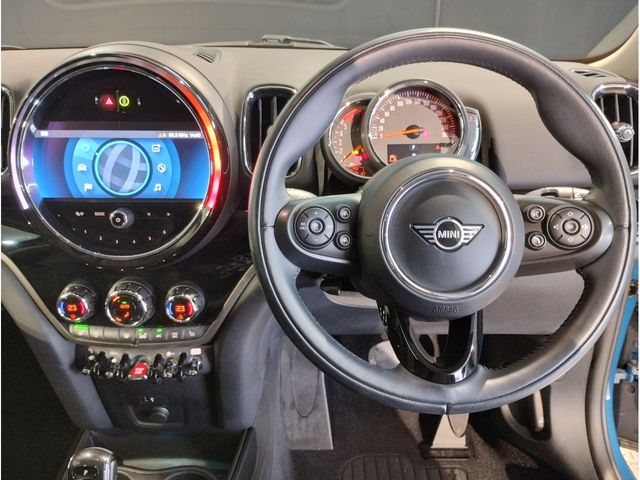 MINI COOPER D CROSSOVER