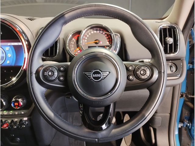MINI COOPER D CROSSOVER
