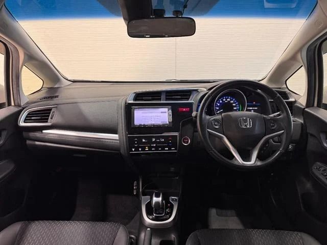 FIT HYBRID