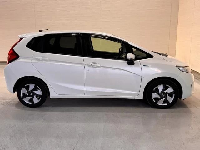 FIT HYBRID