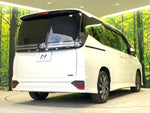 VOXY HYBRID