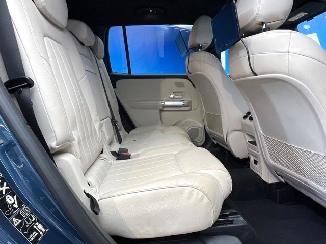 MERCEDES BENZ GLB