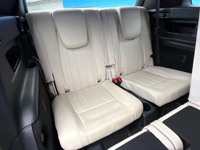MERCEDES BENZ GLB