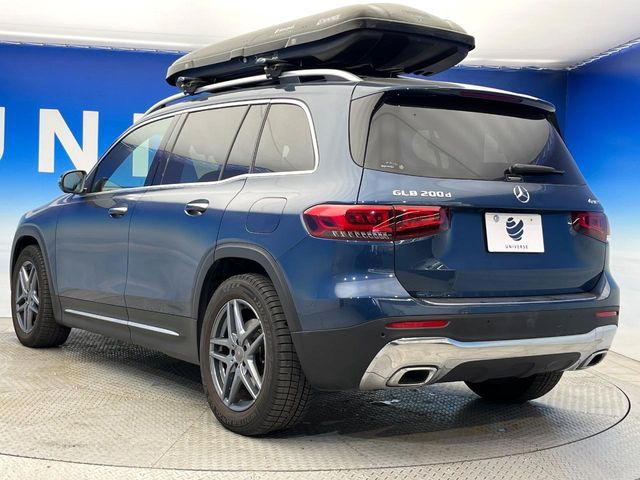 MERCEDES BENZ GLB
