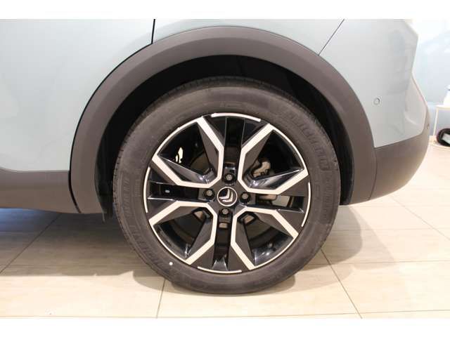 CITROEN E-C4