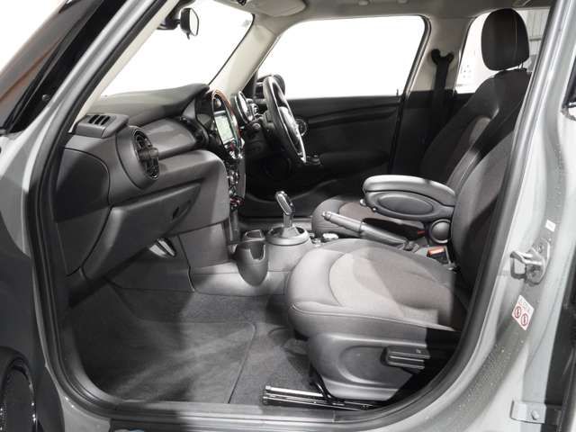 MINI COOPER 5DOOR