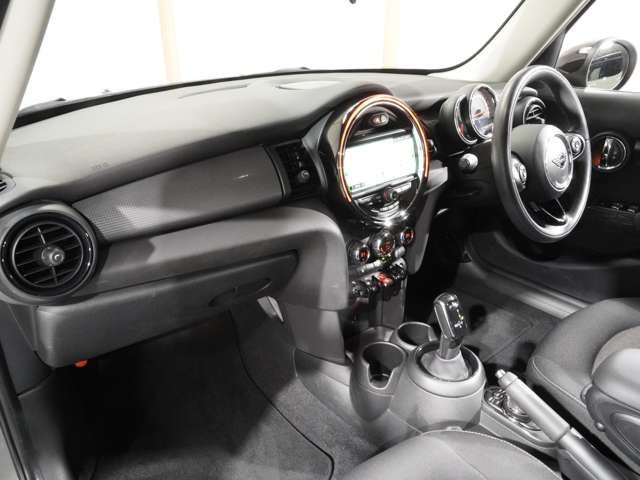 MINI COOPER 5DOOR