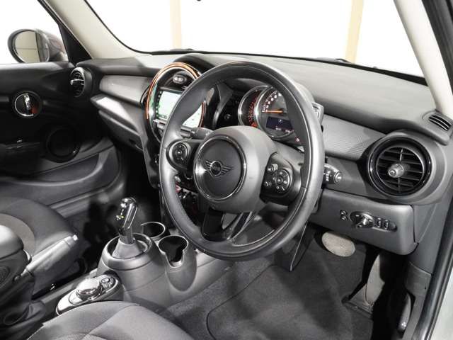 MINI COOPER 5DOOR