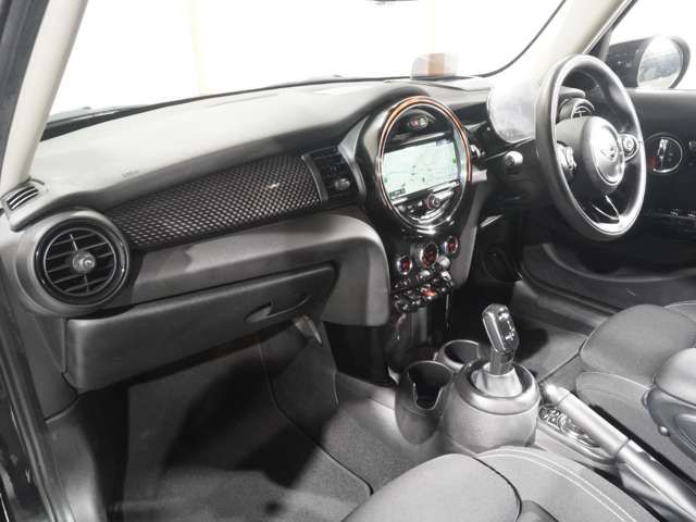 MINI COOPER SD 5DOOR