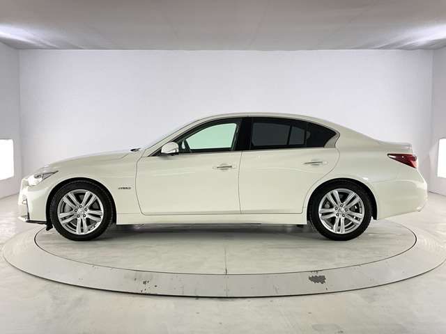 SKYLINE HYBRID 4WD