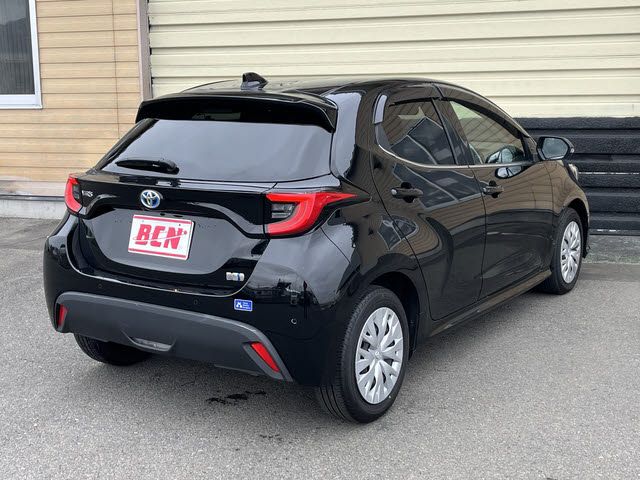 YARIS HYBRID