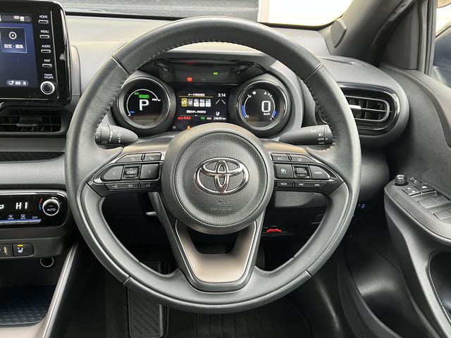 YARIS HYBRID