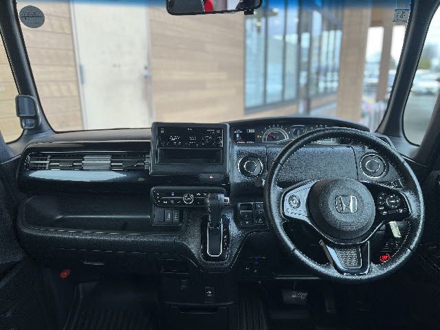 N-BOX CUSTOM