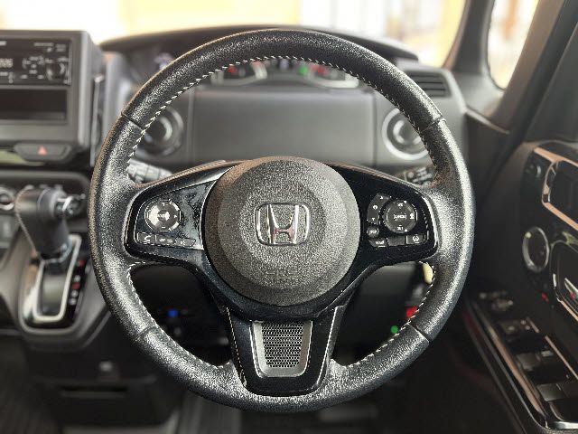 N-BOX CUSTOM