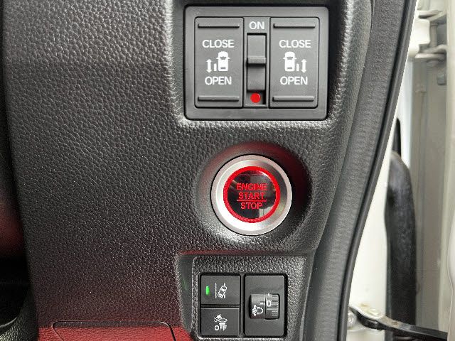 N-BOX CUSTOM