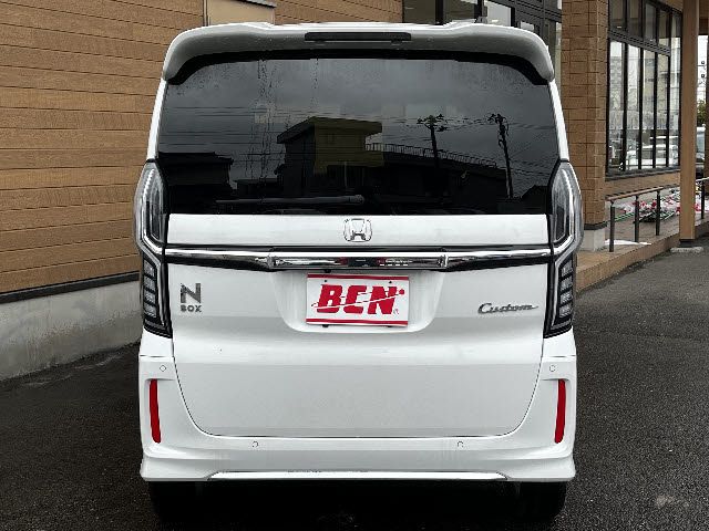 N-BOX CUSTOM