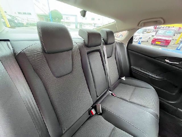 INSIGHT sedan
