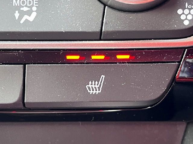 INSIGHT sedan