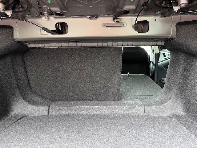 INSIGHT sedan