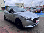 MAZDA2