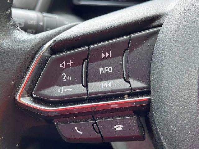 MAZDA2