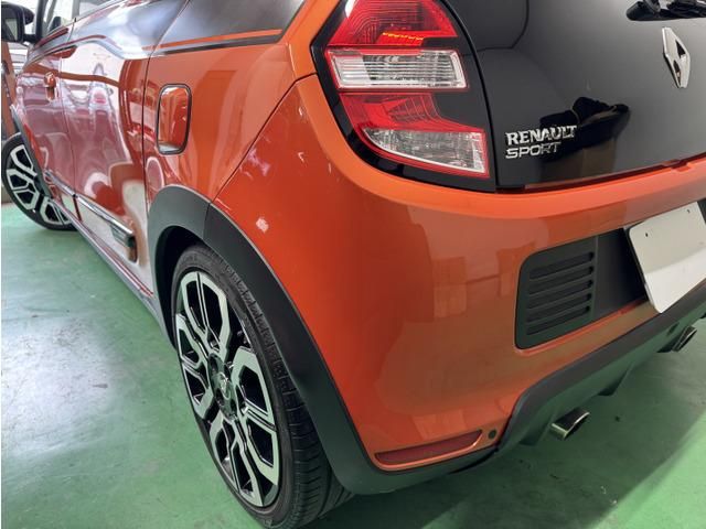 RENAULT TWINGO