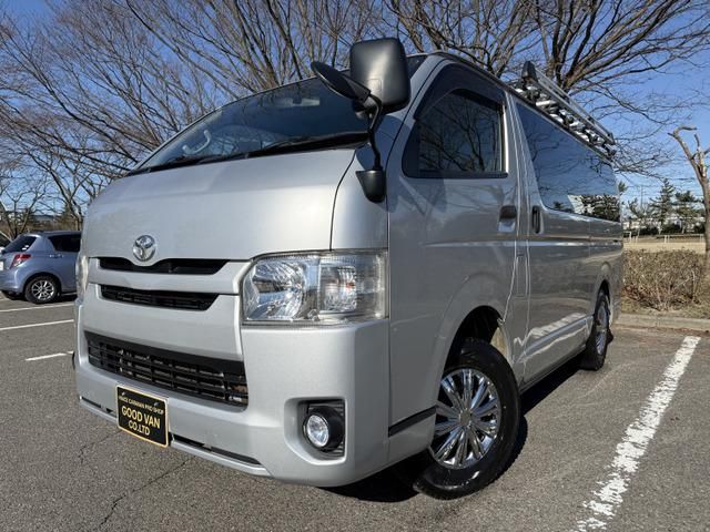 HIACE van 4WD