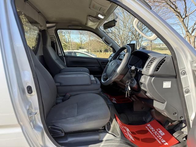 HIACE van 4WD