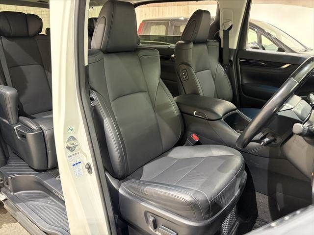 ALPHARD hybrid 4WD