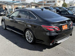CROWN sedan hybrid