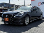 CROWN sedan hybrid