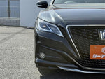 CROWN sedan hybrid