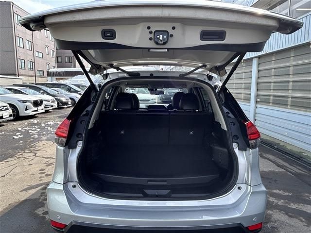X-TRAIL HYBRID 4WD