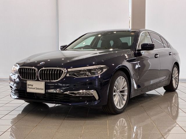 BMW 5 Series sedan