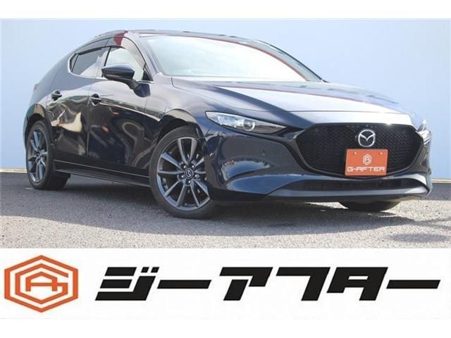 MAZDA3 FASTBACK