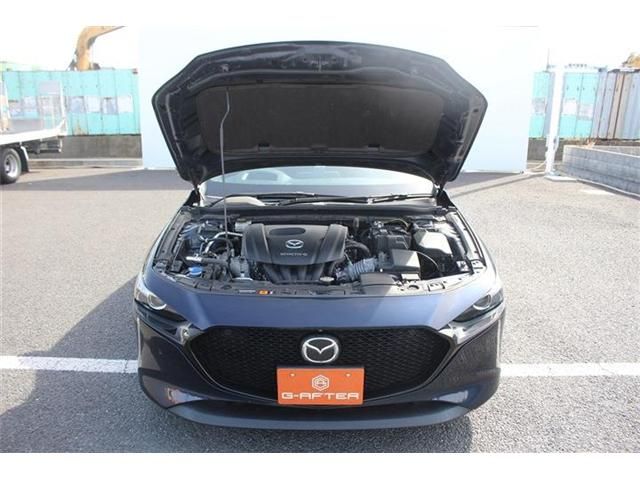 MAZDA3 FASTBACK