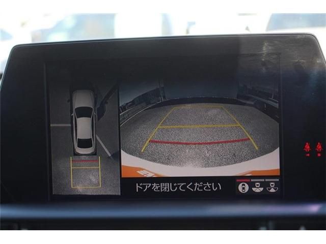 CROWN sedan hybrid