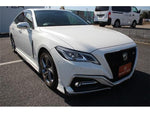 CROWN sedan hybrid