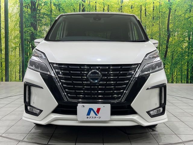 SERENA S-HYBRID 4WD