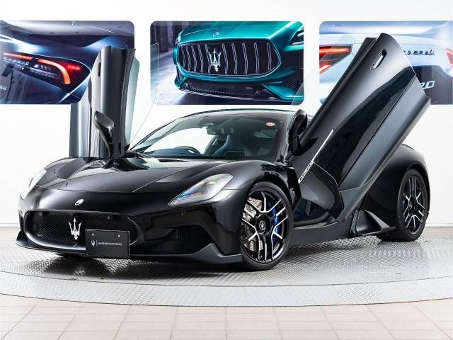 MASERATI MC20