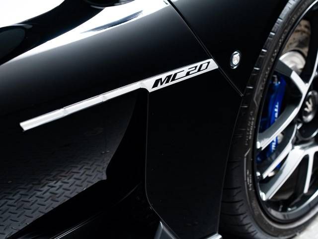 MASERATI MC20