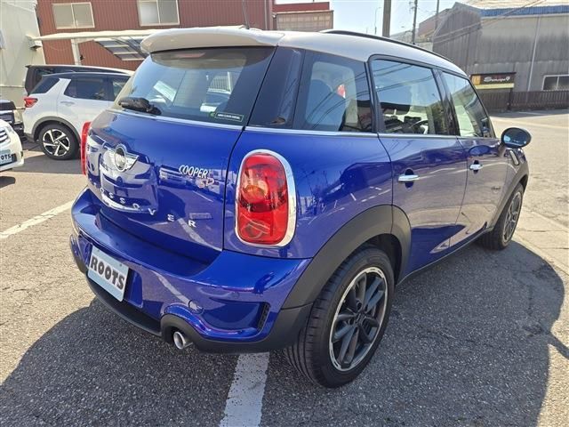 BMW MINI COOPER SD CROSSOVER