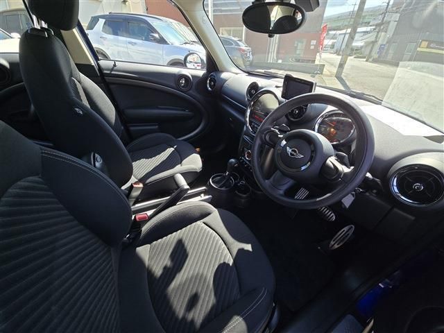 BMW MINI COOPER SD CROSSOVER