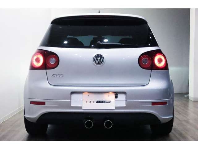 VOLKSWAGEN GOLF 4WD